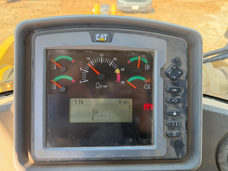 2012-caterpillar-950k-image-97