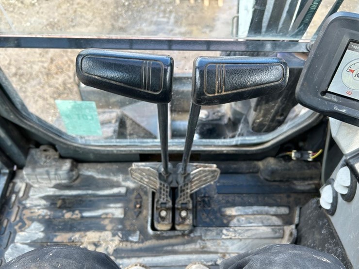 2021-bobcat-e60-image-25