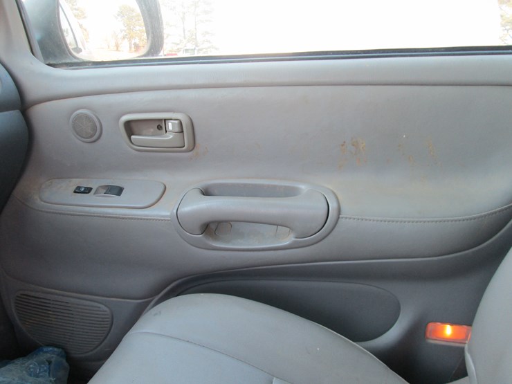 2000-toyota-tundra-image-28