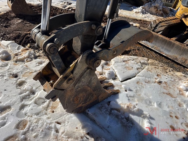 2013-deere-50d-image-12