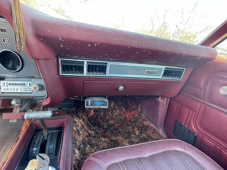 #13066-•-1977-ford-ltdll-(no-title)-image-43
