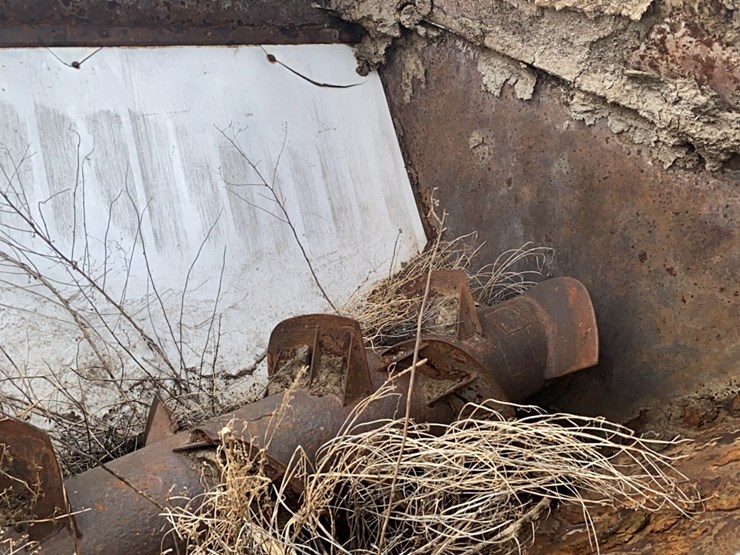 new-holland-3118-image-36