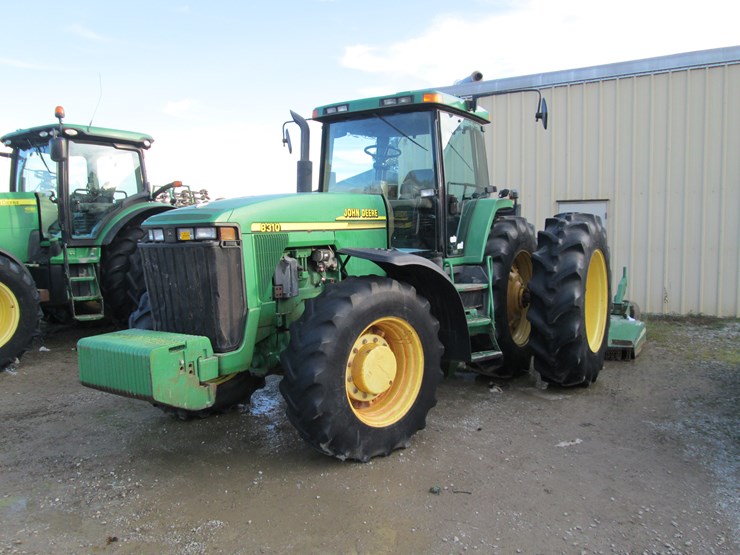 john-deere-8310-image-1