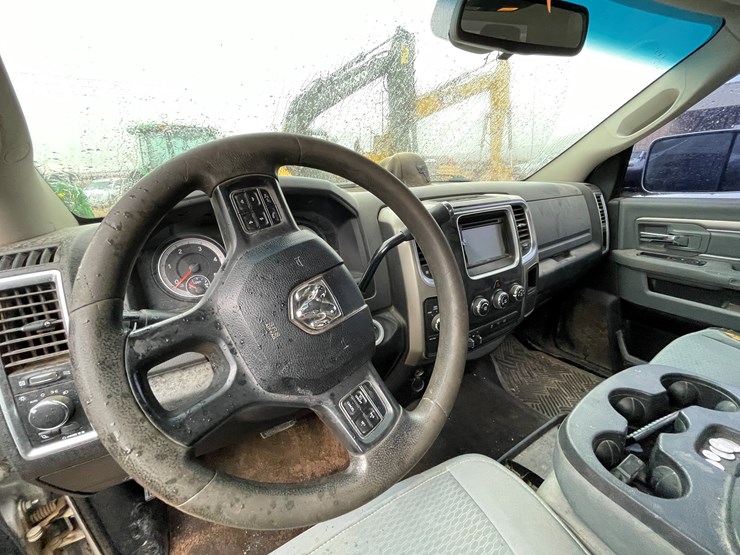 2014-dodge-2500-image-90