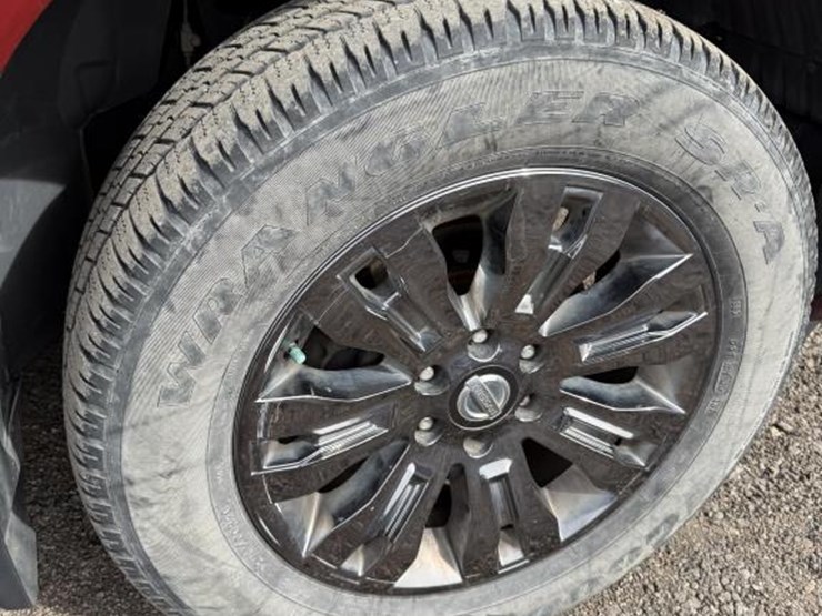 2017-nissan-titan-image-4