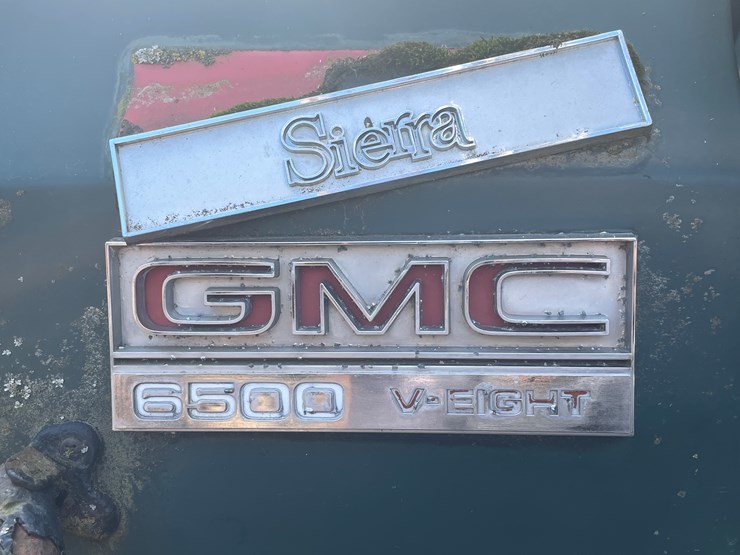 gmc-sierra-6500-image-57