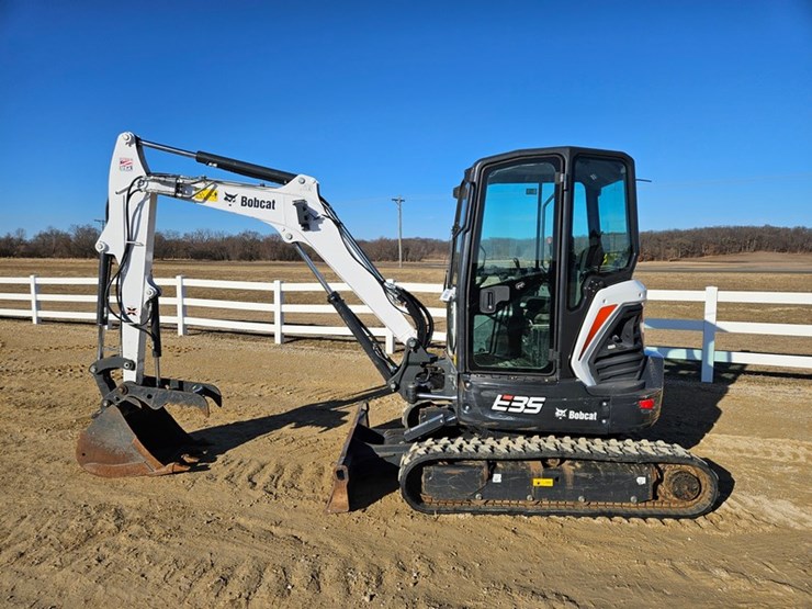 bobcat-e35i-image-2