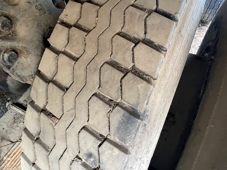 #13013-•-1977-ford-dump-truck-(has-wi-title)-image-59