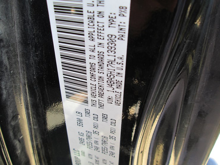 2010-jeep-wrangler-image-39