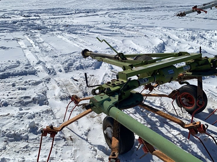 claas-volto-750-image-15