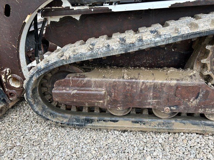 2017-bobcat-t450-image-18