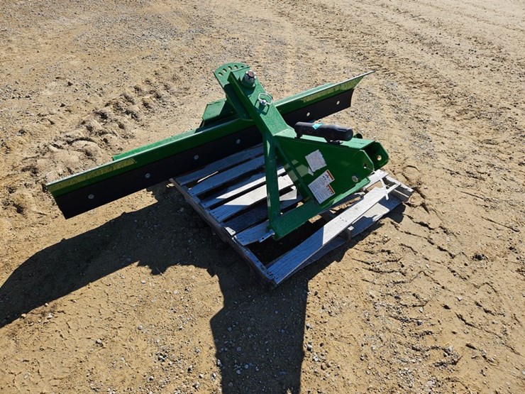 john-deere-7-image-7