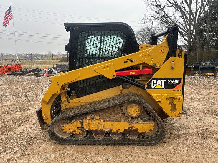 2017-caterpillar-259d-image-2