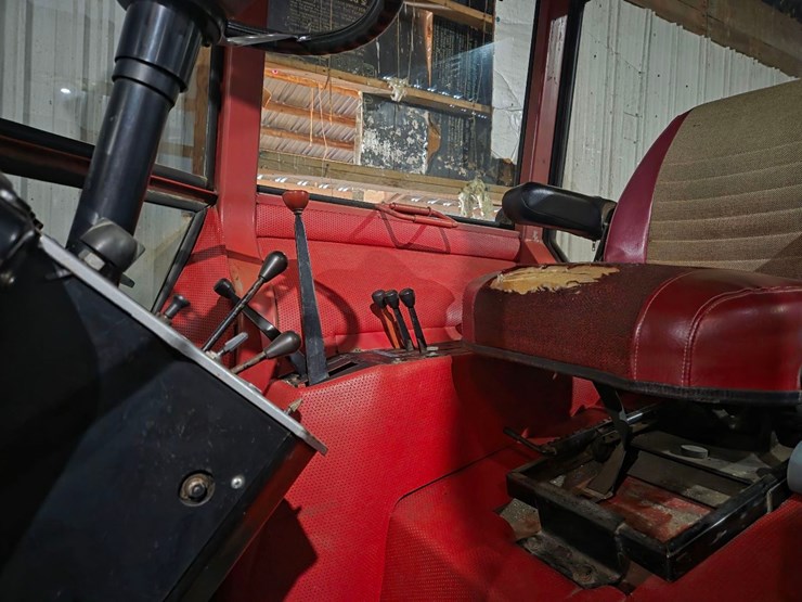 1979-white-2-155-image-38