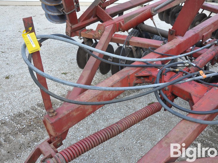 international-490-image-12