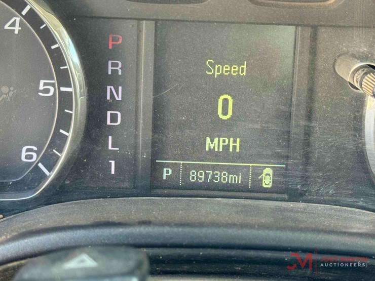 2017-chevrolet-2500-image-42