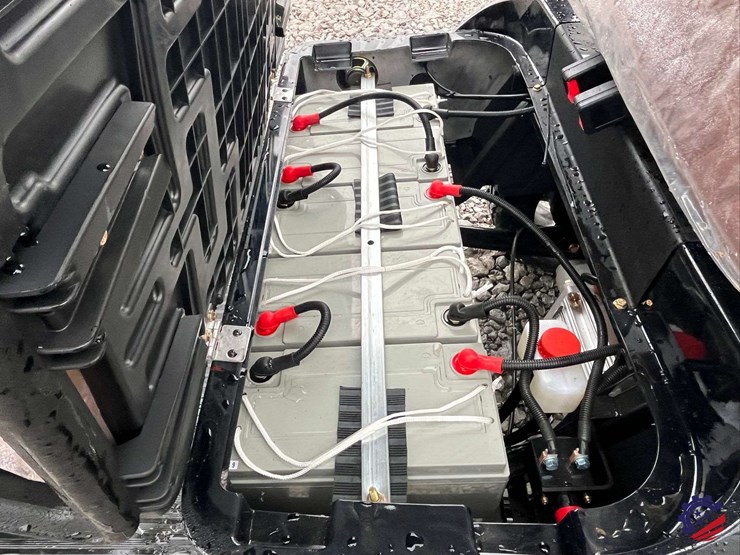 unused-2025-sdlanch-sdlgc80-golf-cart-image-27