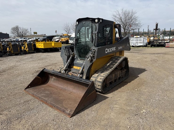 2018-deere-325g-image-1