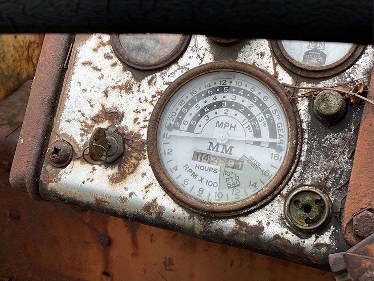 minneapolis-moline-g707-image-18