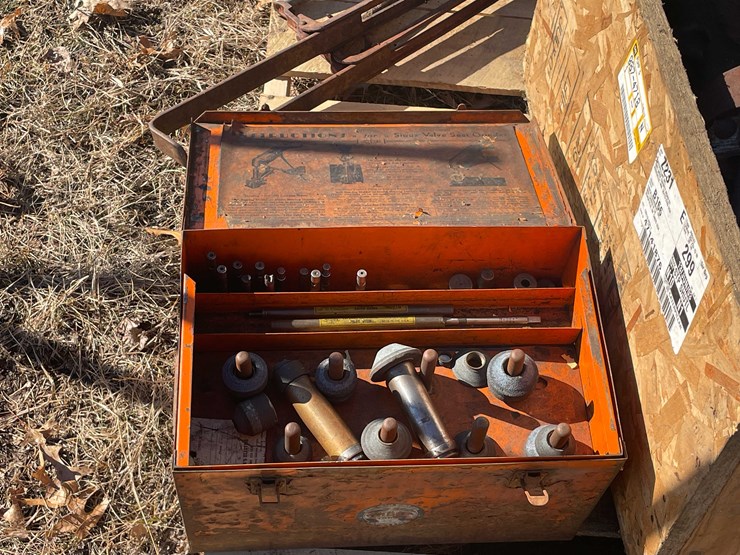 #13089-•-pallet-contents-image-12