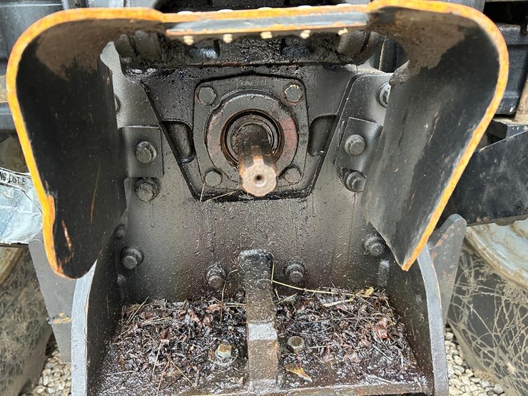 massey-ferguson-5460-image-16