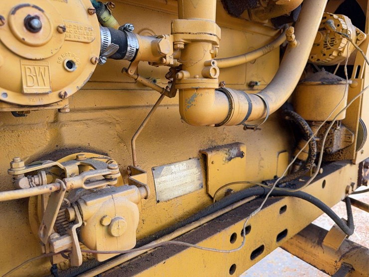 minneapolis-moline-g1000-image-19