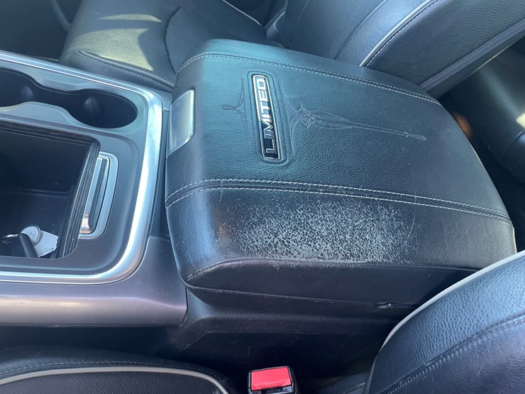 2018-dodge-2500-image-29