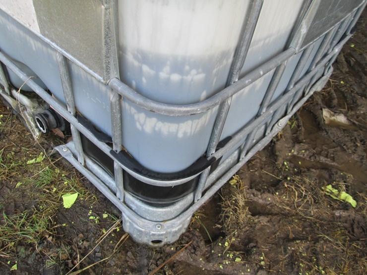 #27314-•-lot-of-(2)-205gal-plastic-totes-image-7