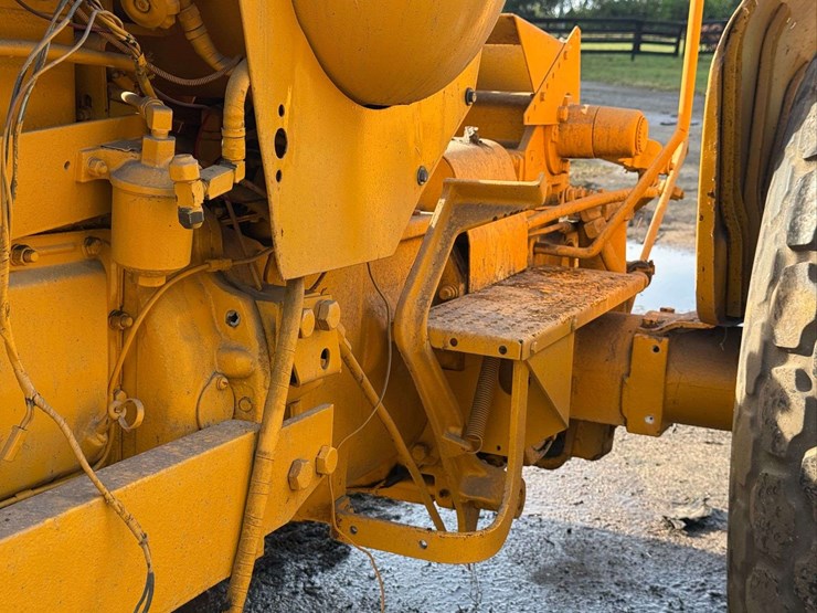 minneapolis-moline-jet-star-3-image-26