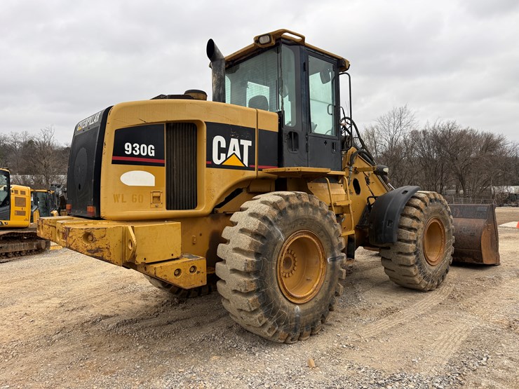 caterpillar-930g-image-5