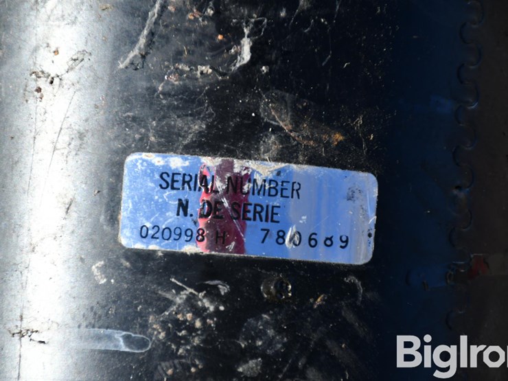 campbell-hausefeld-portable-air-compressor-image-12