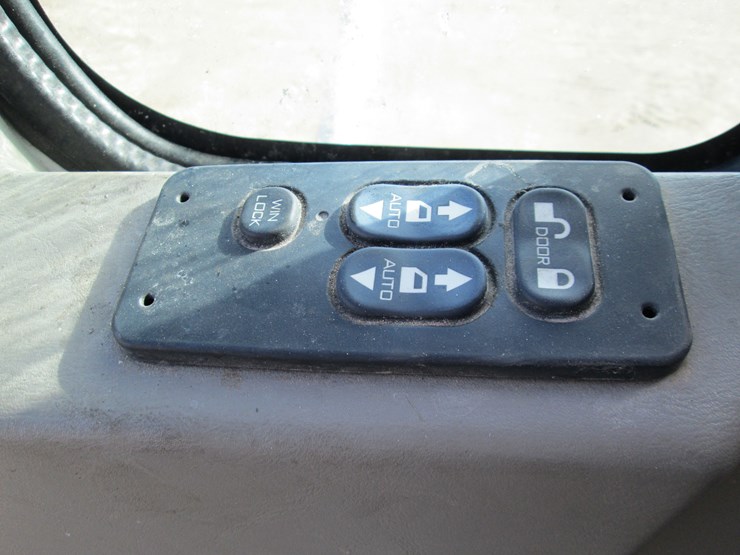 2017-international-prostar-image-37