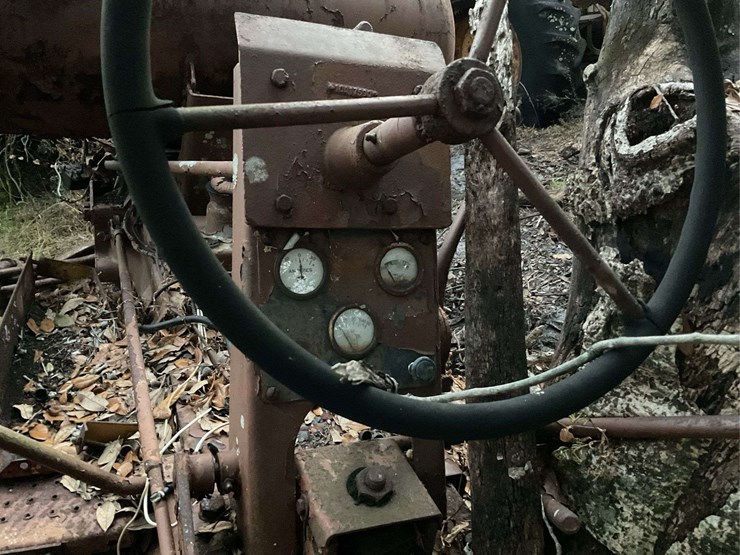 minneapolis-moline-jet-star-orchard-parts-tractor-image-3