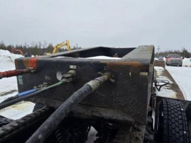 2012-rogers-lowboy-image-5