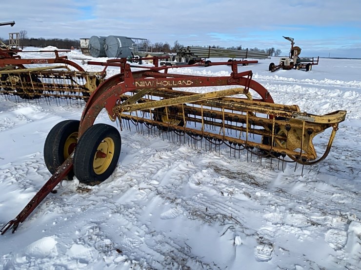 new-holland-258-image-1