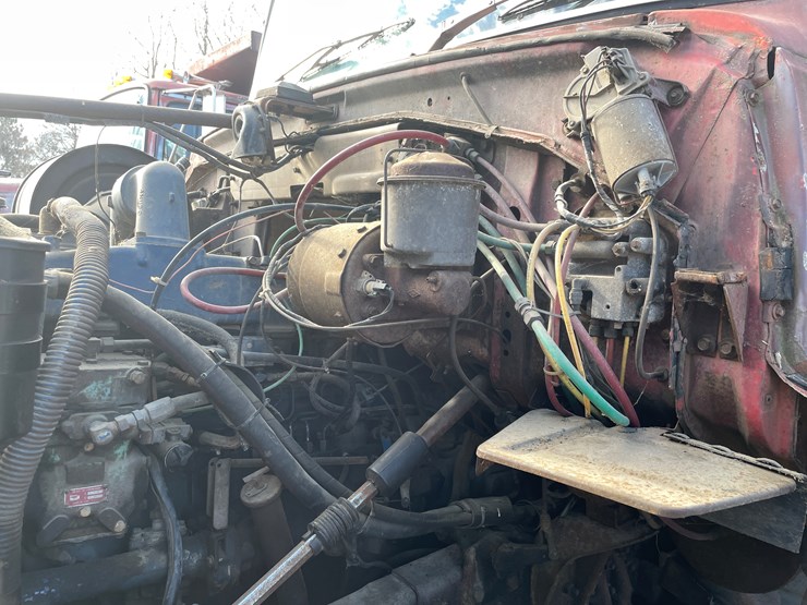 #13013-•-1977-ford-dump-truck-(has-wi-title)-image-10