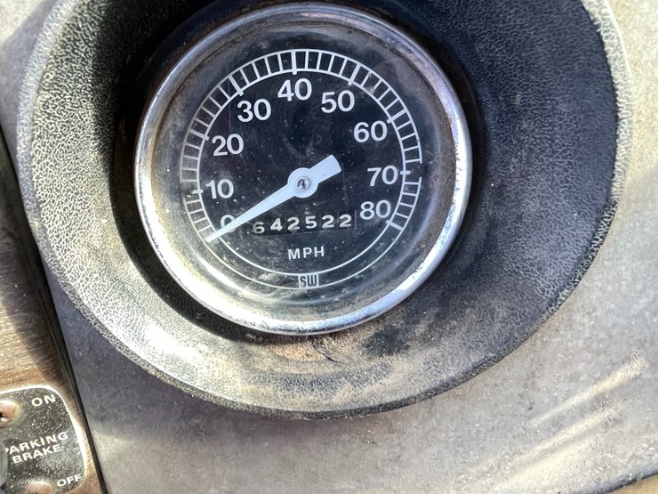 #13013-•-1977-ford-dump-truck-(has-wi-title)-image-40