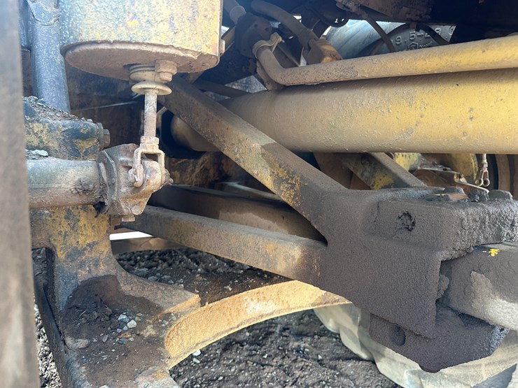 caterpillar-621b-image-52