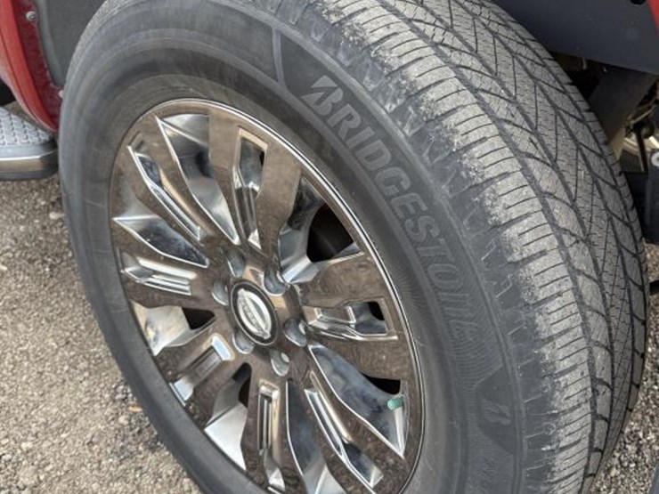 2017-nissan-titan-image-11