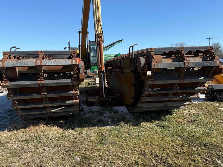 2014-caterpillar-320e-image-9