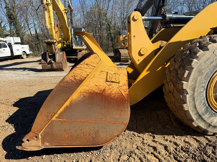 2012-caterpillar-950k-image-9