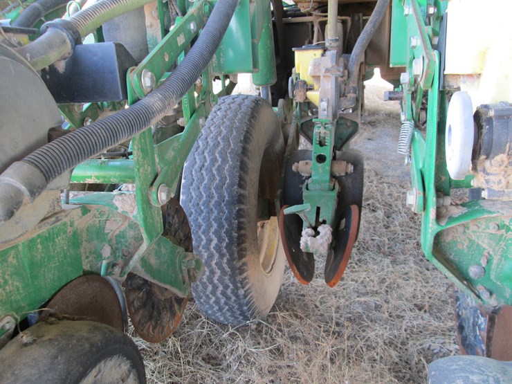 john-deere-1790-image-9