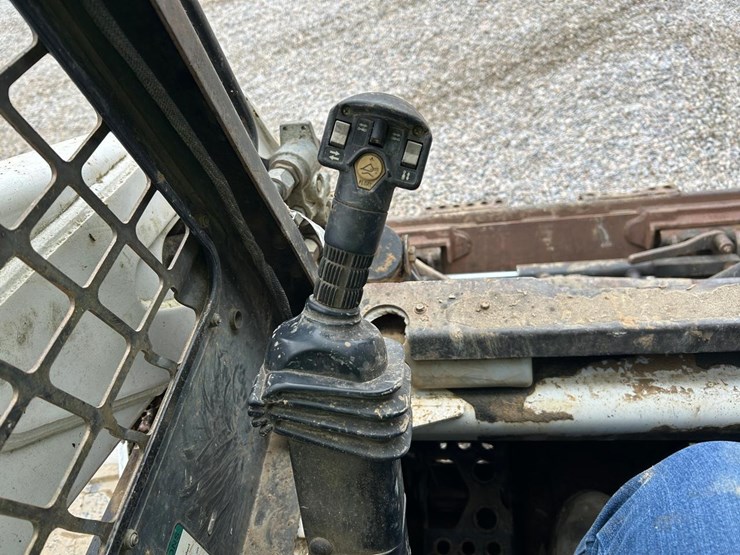 bobcat-s300-image-20