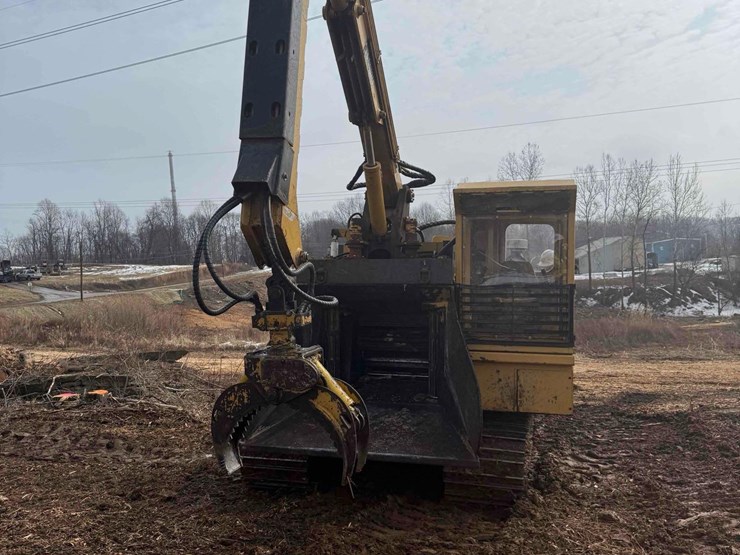 2010-caterpillar-325-image-2