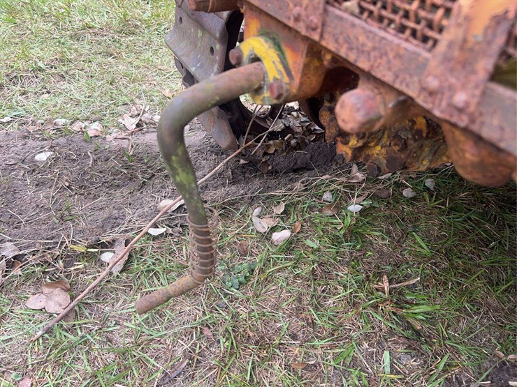 caterpillar-2-ton-crawler-image-16
