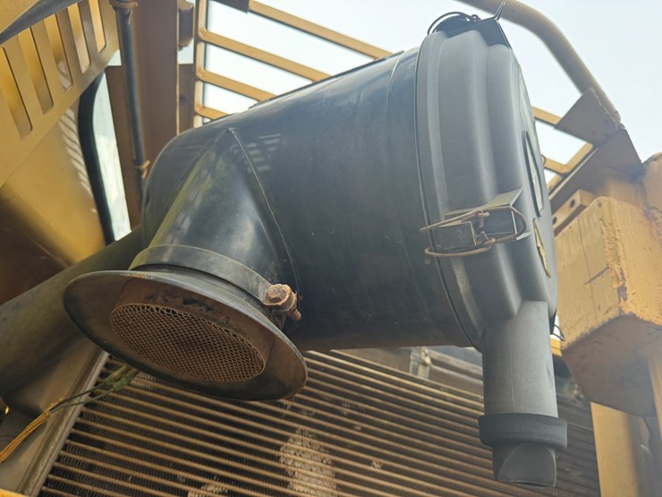 2004-caterpillar-321c-image-54