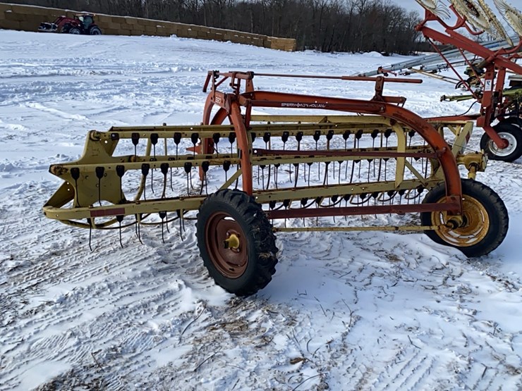 new-holland-260-image-5