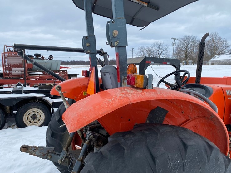kubota-m7040-image-32