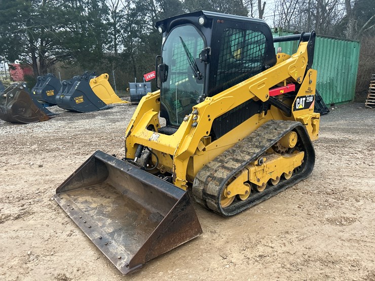 2017-caterpillar-259d-image-1