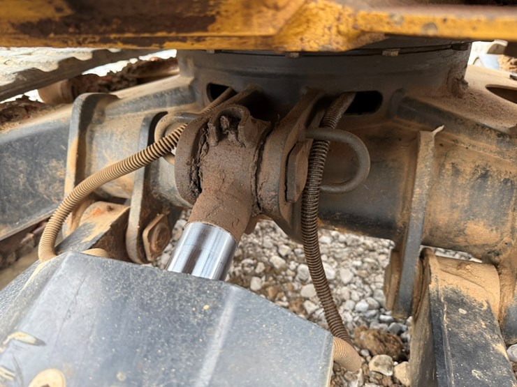 2014-caterpillar-302.7d-image-33